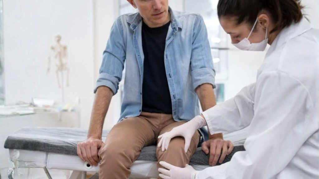 How to Choose the Right Orthopedic Surgeon for Total Knee Replacement Surgery